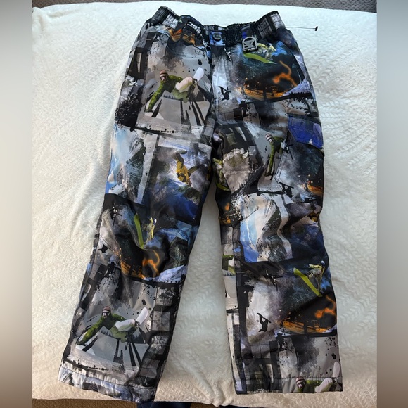 ZeroXposur Other - ZeroXposur Black and Gray Snow Pants